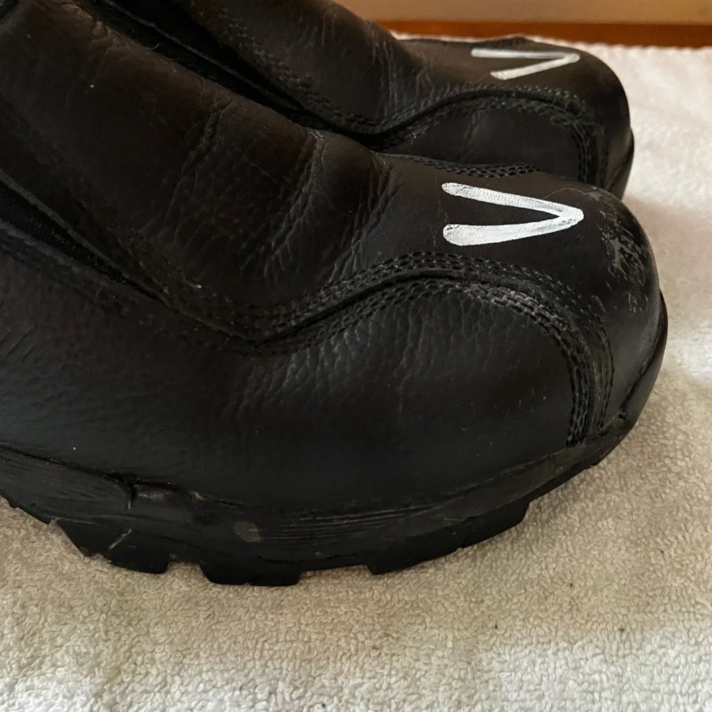 Nautilus Imperfection Black Leather Steel Toe Shoes Sz 10